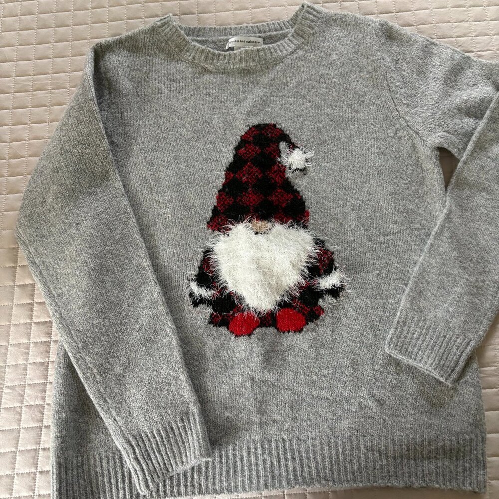 Cupcakes and Cashmere, super soft, Christmas crewneck pullover